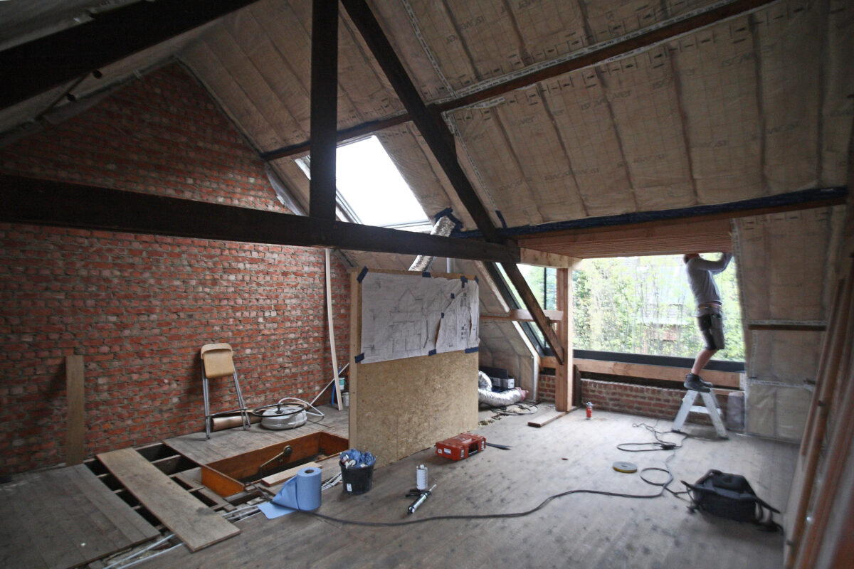 GBJ steen knikt glas snijdt hout