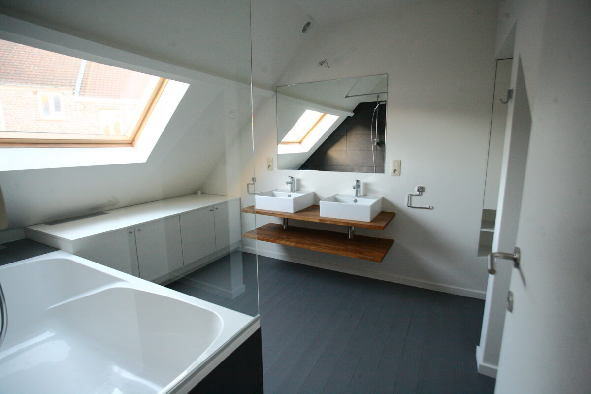 SAT vierkant with a view